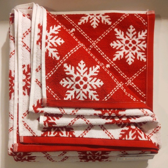 🎁BIANCA Bath Towel Set - Reversible Red & White Snowflakes - 6 Pieces - Picture 6 of 10